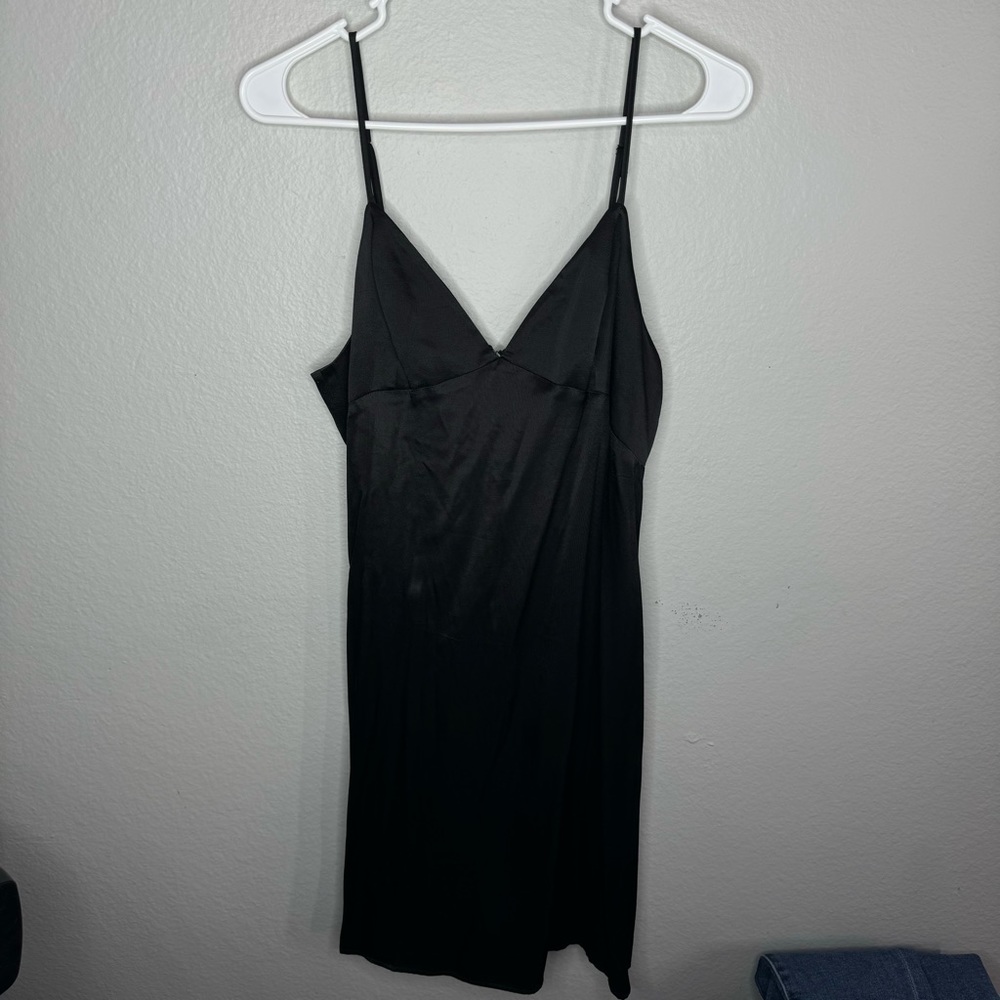 NWT Forever 21 Contemporary Black Mini Dress Size Large